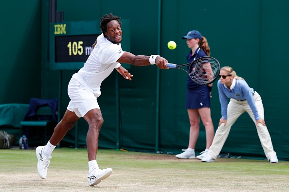 VIDEO | Gael Monfils pulls off incredible no-look, behind the back, passing winner from the baseline at Halle