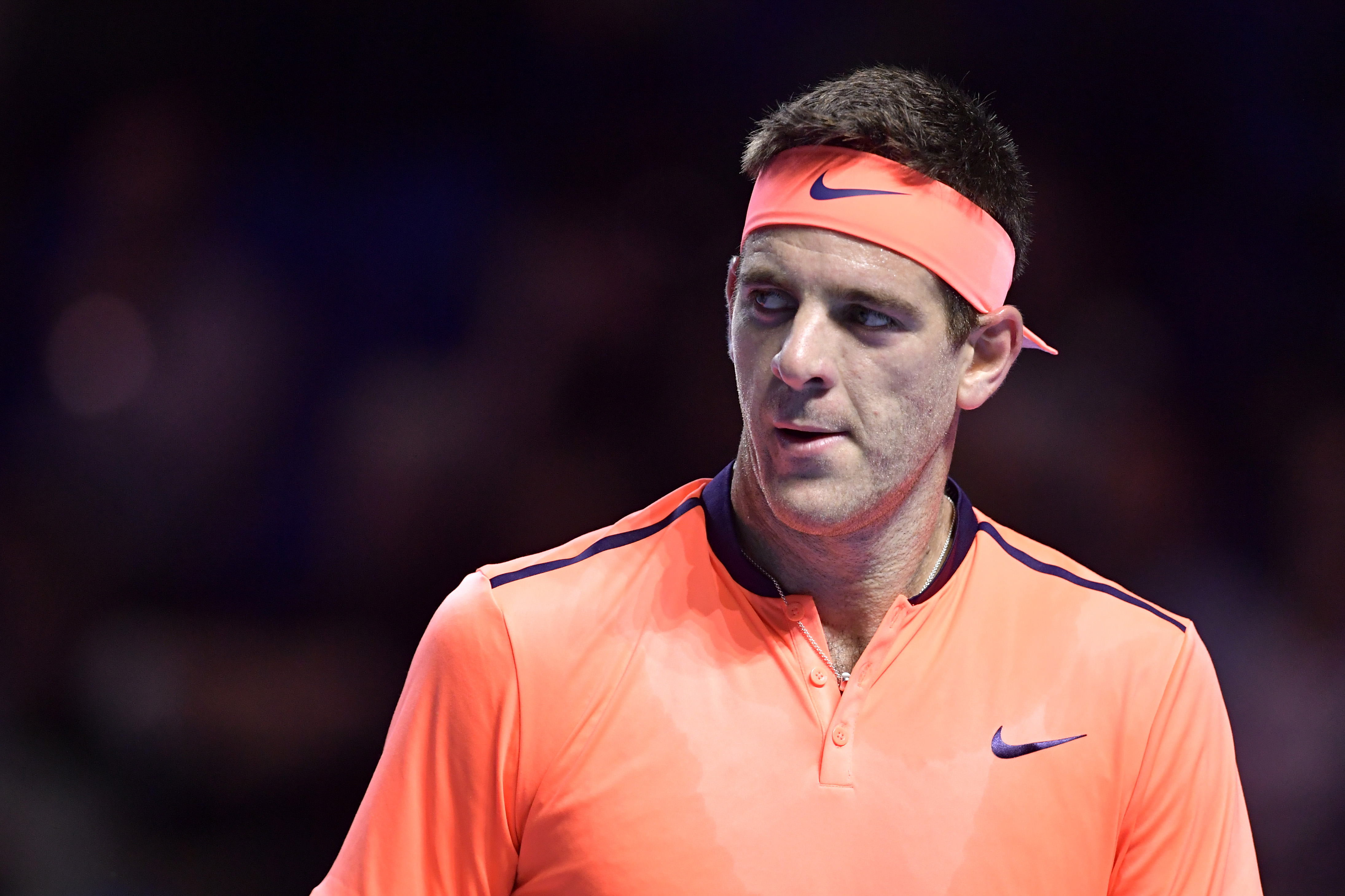 Del Potro out for the season with fractured knee