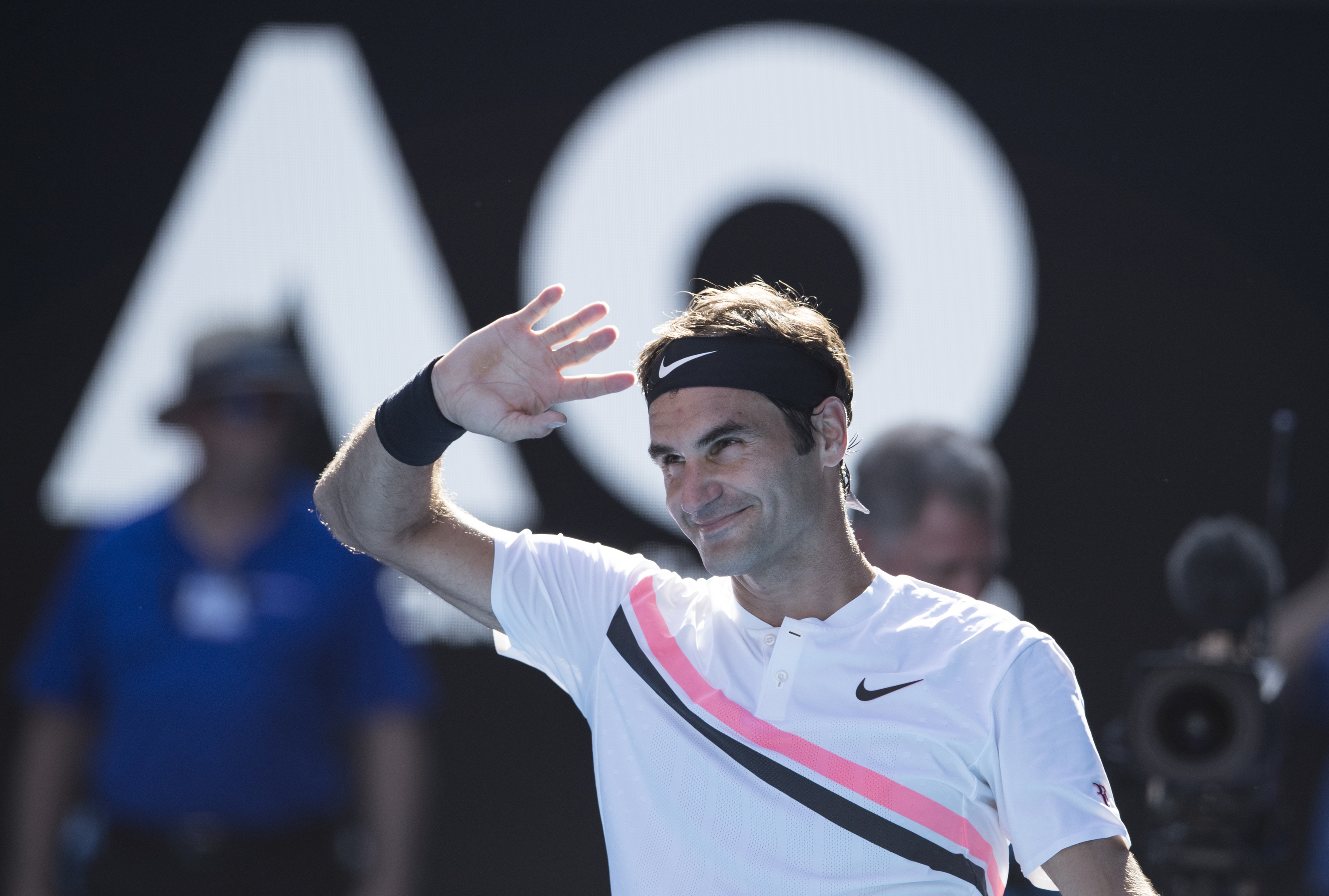 Australian Open | Roger Federer reaches quarters; Novak Djokovic, Dominic Thiem suffer upsets