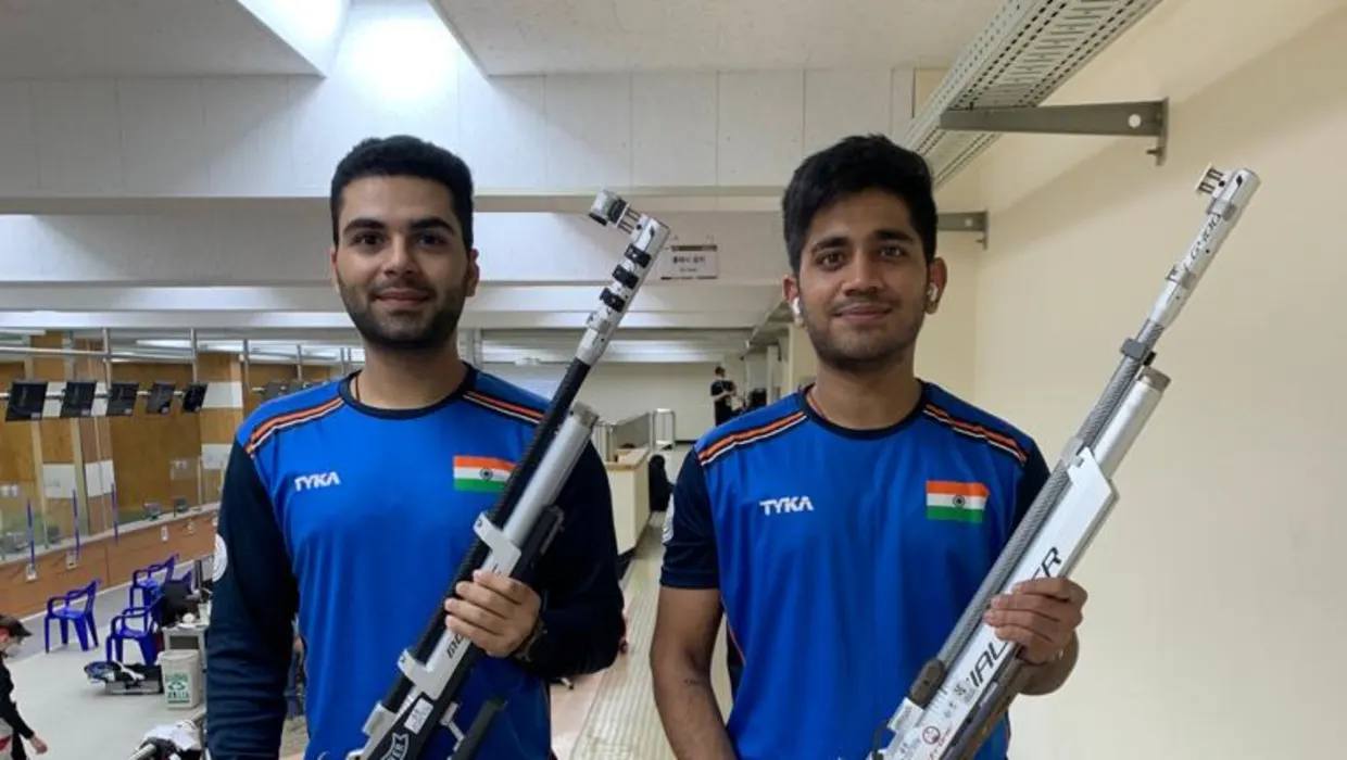 ISSF World Cup | Arjun Babuta and Paarth Makhija make the top 8 in the 10m rifle