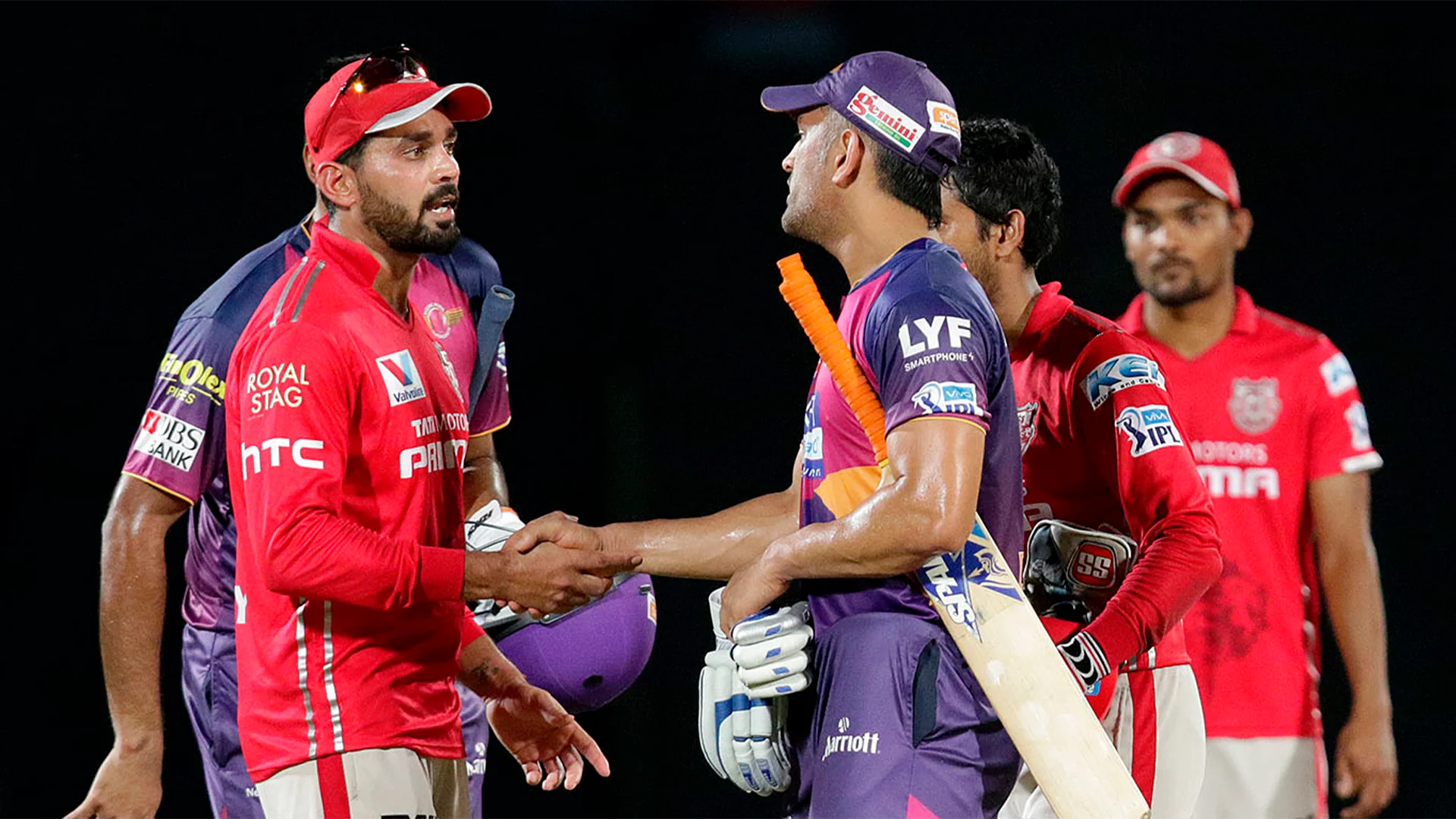 Top 5 Best Finishers in IPL History