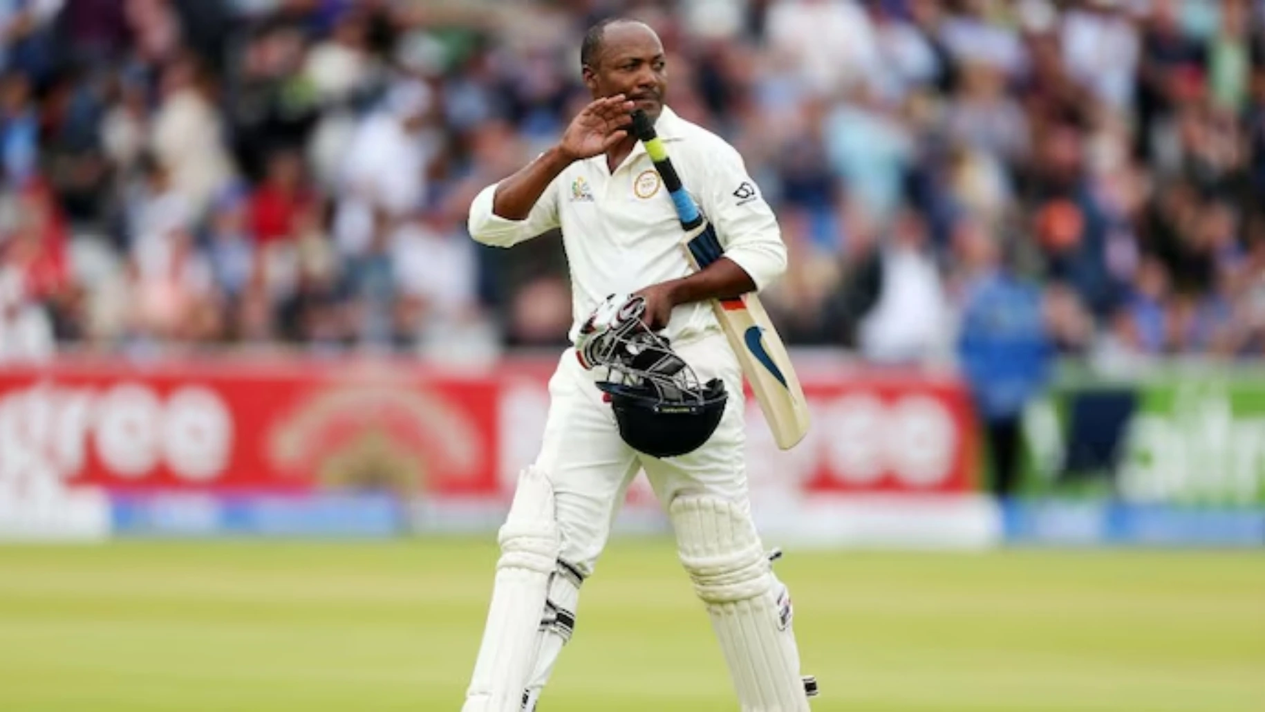 Brian Lara debuted on 22 January 1988.