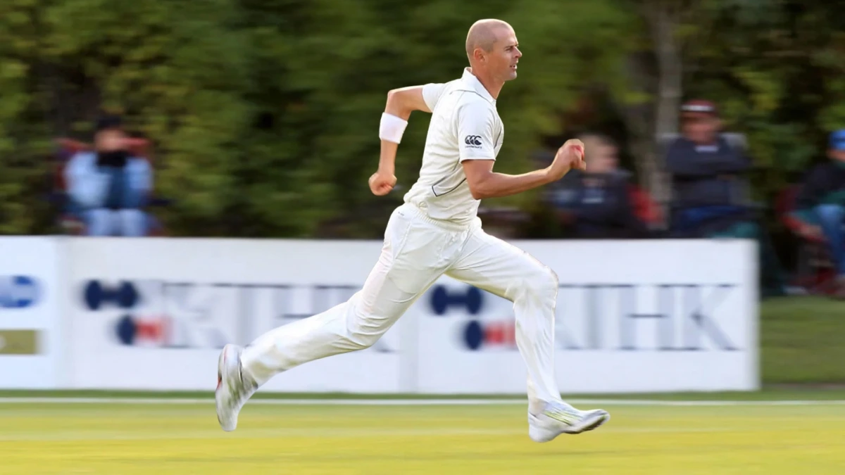 Chris Martin was born on December 10, 1974.