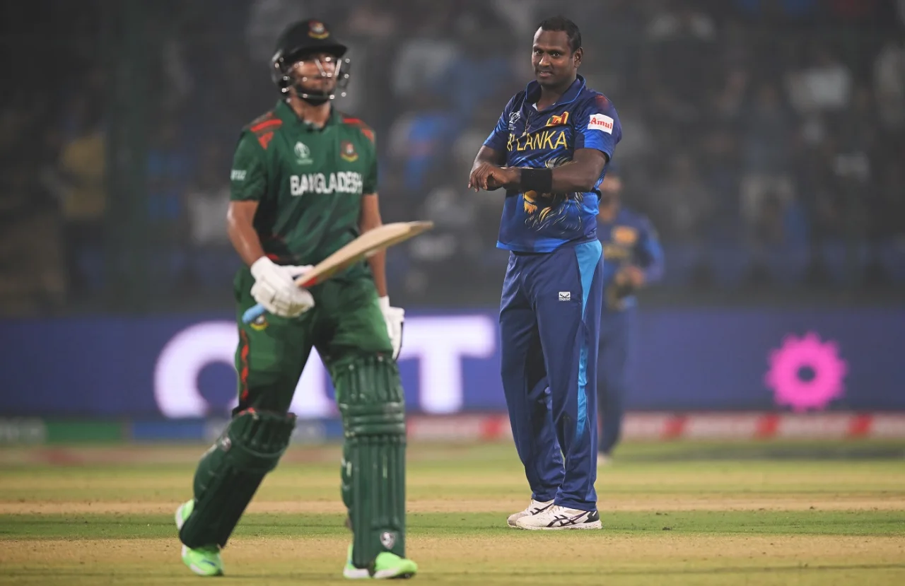 SL vs BAN | Twitter reacts as Mathews shows Shakib his time is up to complete poetic revenge 