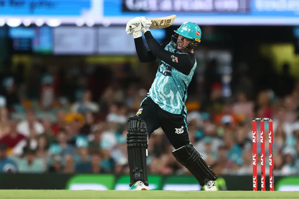 BBL 2023 | Twitter reacts to Gabba home crowd booing Bryant's triple-boundary finish leaving Munro stranded on 99
