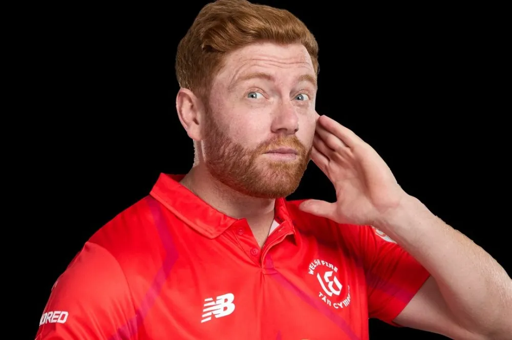 Men’s Hundred | Twitter reacts as Bairstow holds pose despite Ellis crashing through the gates