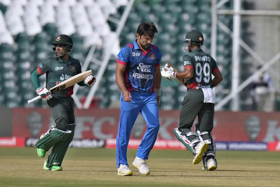 BAN vs AFG | Twitter slams careless Mujeeb costing Afghanistan two golden wicket chances in three balls
