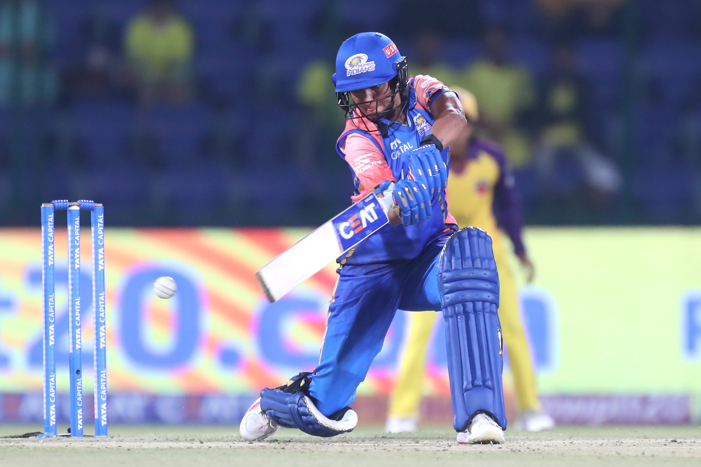 ‌WPL 2024 | Twitter reacts to lucky Harmanpreet escaping epic runout by barest of margin