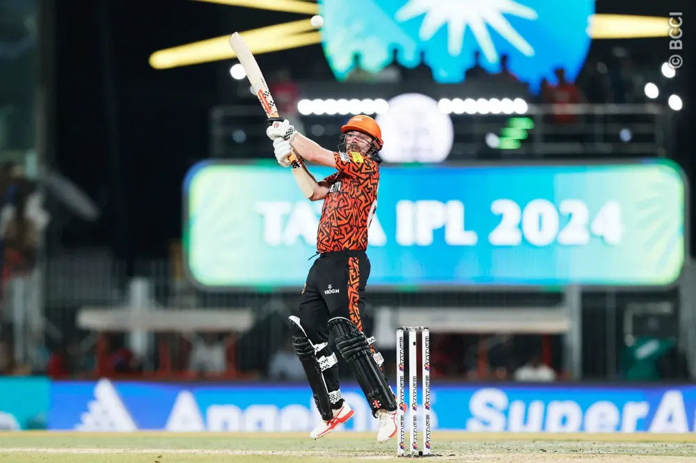 RR vs SRH |Twitter and Sangakkara electrified as Travis Head’s ill-fated shot sends him back to the hut in Qualifer 2