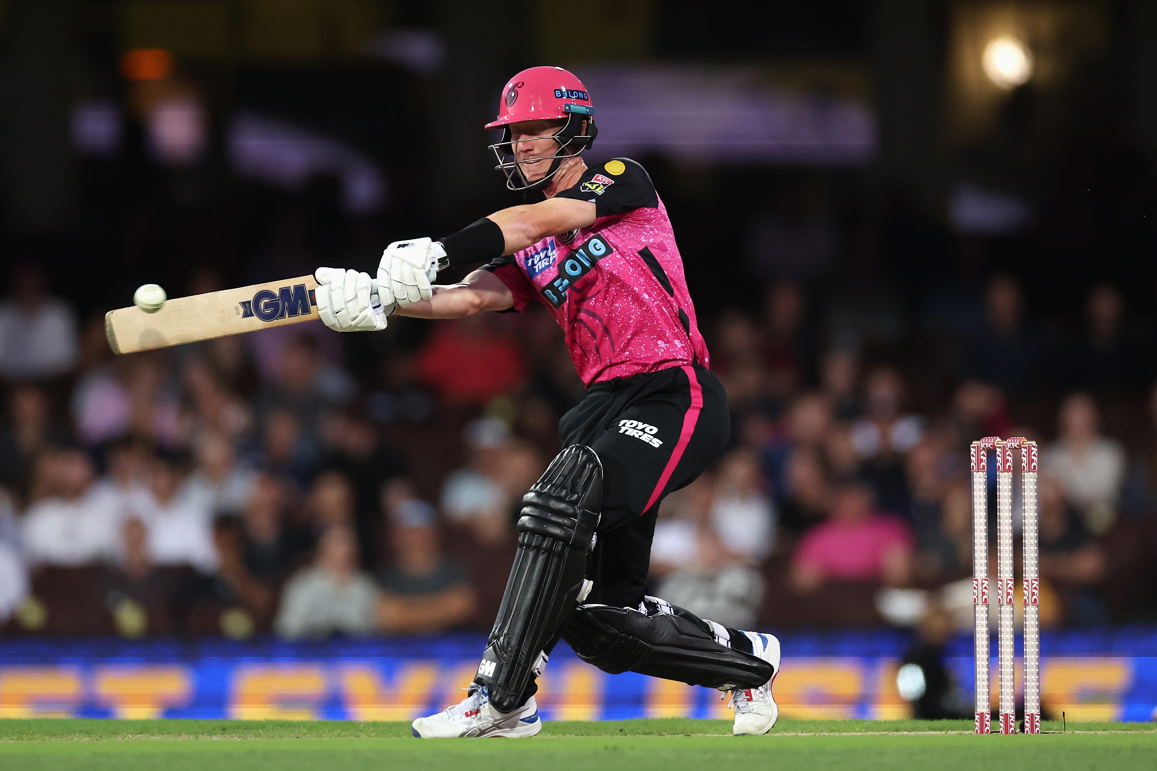 BBL 2023 | Twitter bursts as Sixers extend winning streak by clinching final ball thriller against Strikers