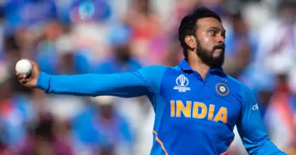 WATCH | Kedar Jadhav unleashes his 'Malinga Mode' with slingy bowling in LLC