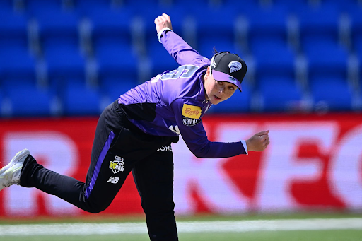 WBBL | Twitter in splits as Lauren Smith’s sloppy throw has Lizelle Lee in fix and costs team extra runs