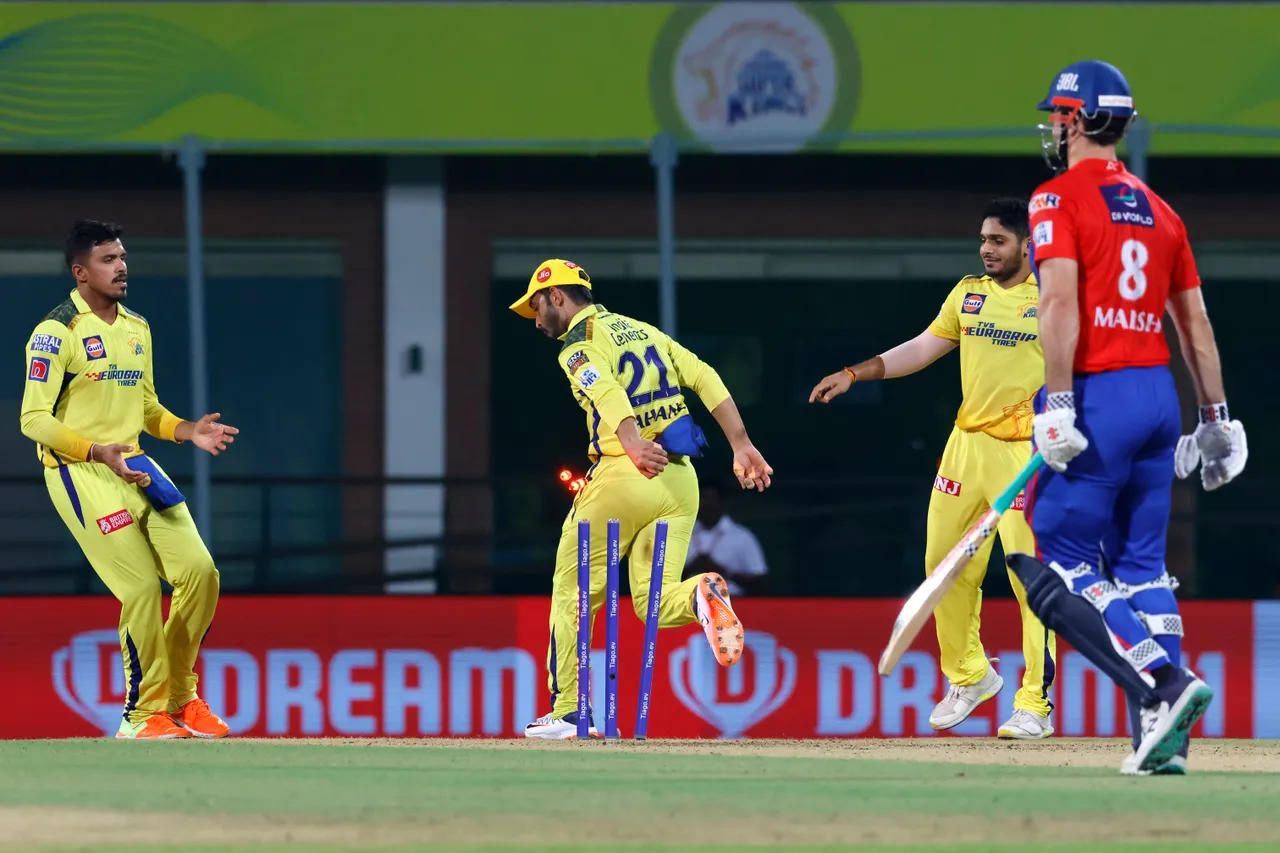 IPL 2023, CSK vs DC | Twitter shocked as Manish Pandey's indecisiveness barbeques Marsh in middle of pitch