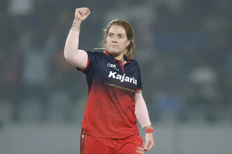 Nadine de Klerk took her WPL season wicket tally to 15 with 4/22 for RCB against UP Warriorz in Vadodara on Thursday