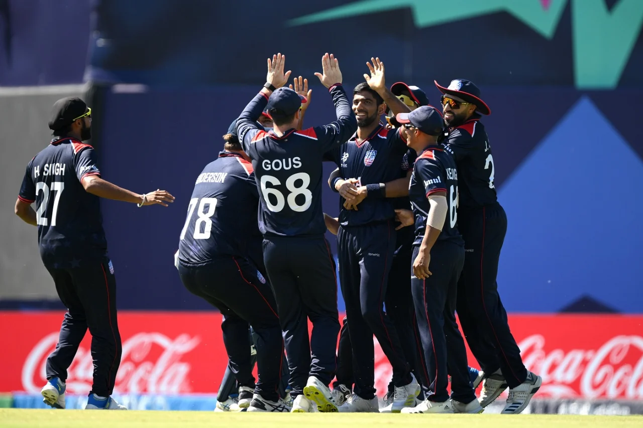 USA vs PAK|Twitter erupts as Steven Taylor's one-handed stunner reminded Dwayne Leverock's iconic catch