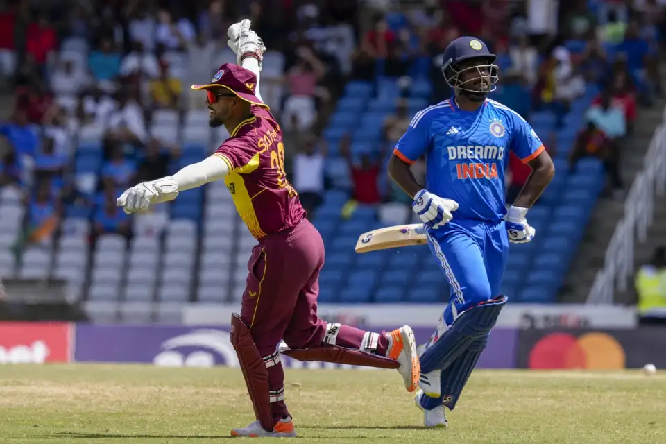 WI vs IND | Twitter stunned by Kyle Mayer's brilliant throw flipping match in West Indies' favour