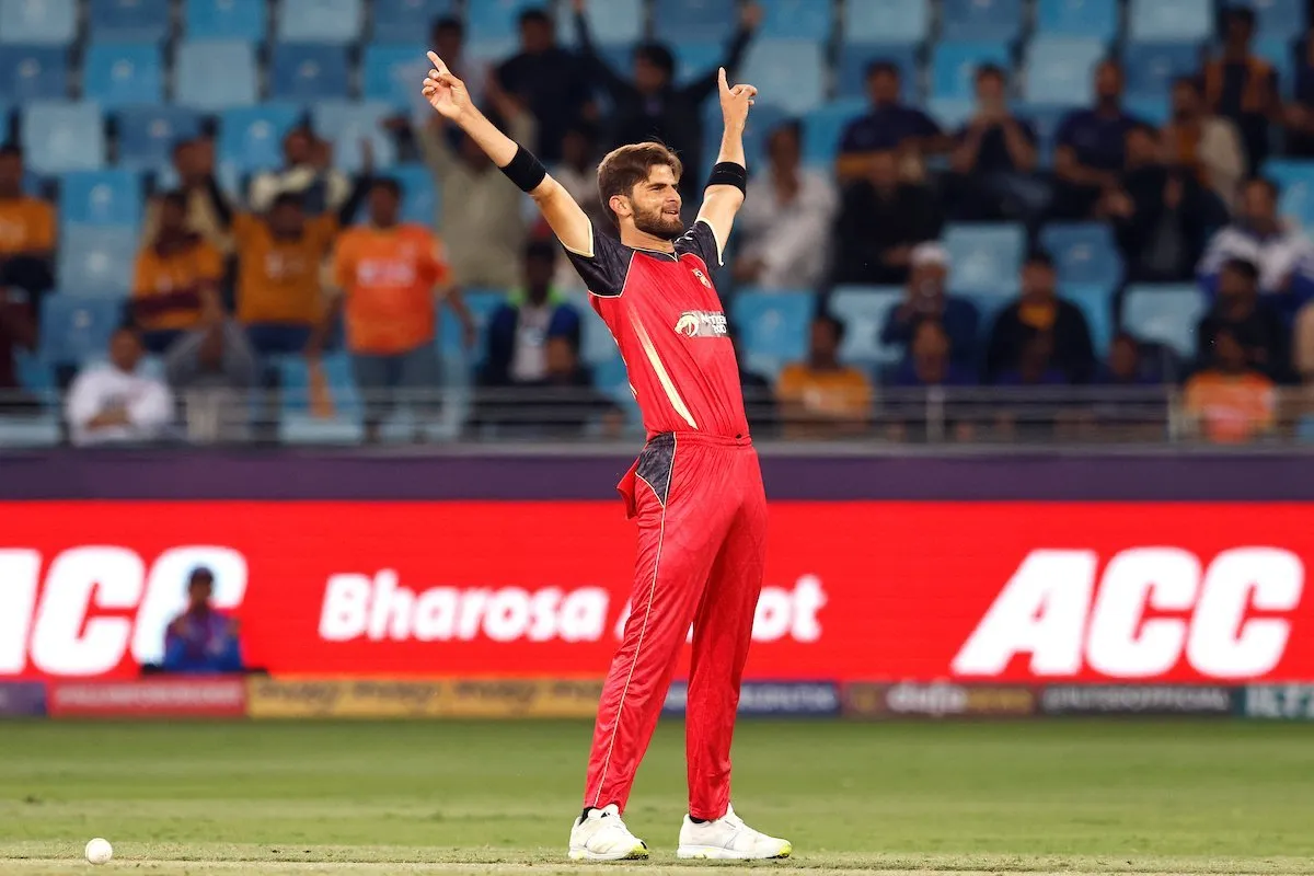 ILT20 | Twitter reacts to Shaheen’s splendid cameo as Desert Vipers clinch cliffhanger against MI Emirates