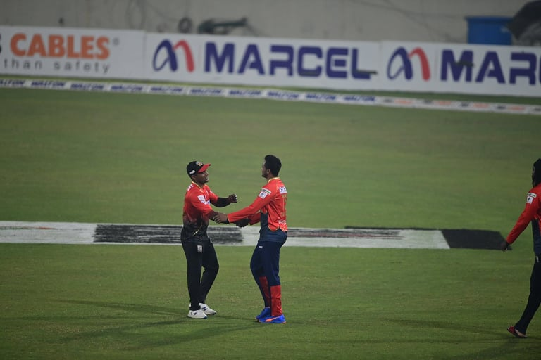 ‌FB vs RR | Twitter reacts to Khaled-Tamim show as Barishal clinchs low-scoring thriller against Rangpur