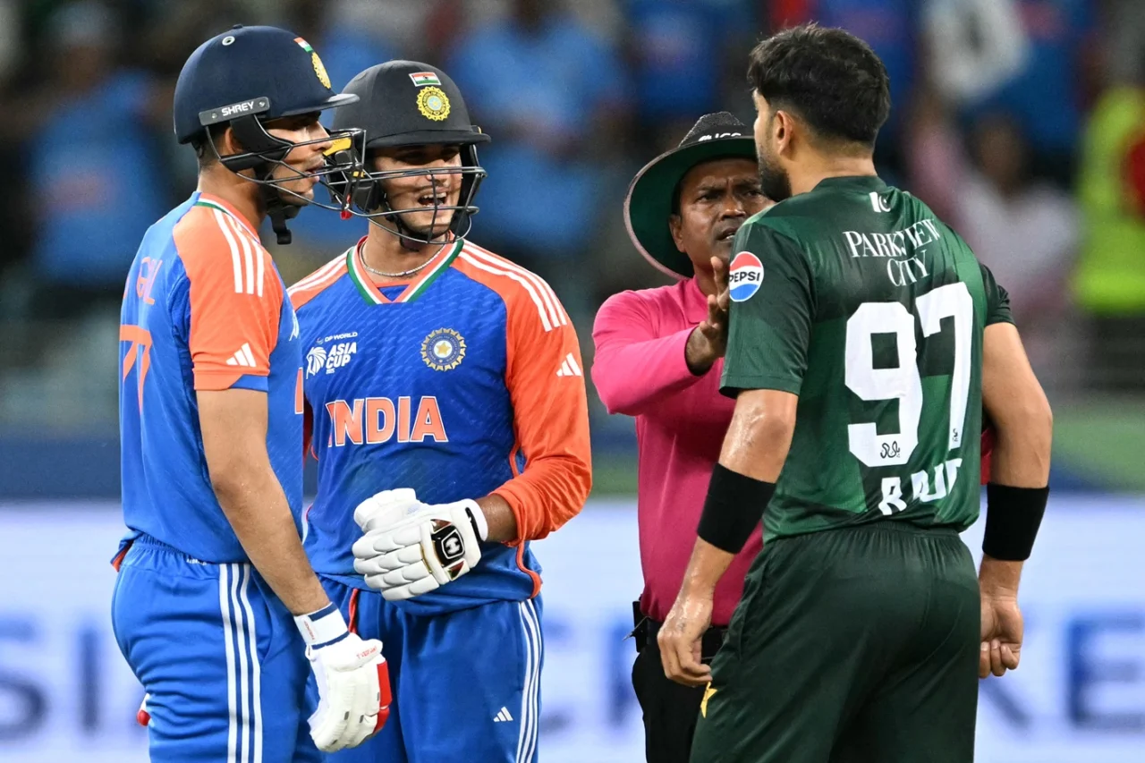 IND vs PAK | Twitter reacts as India rush off field yet again without handshakes to leave Pakistanis hanging