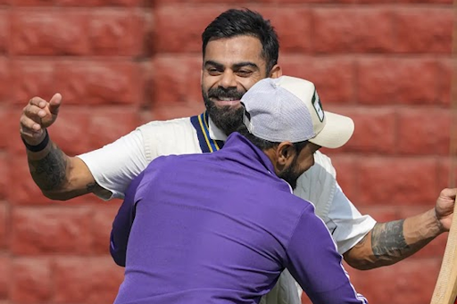 DEL vs RLY | Twitter reacts as Kohli fails to evade pitch invader falling to his feet on Ranji return