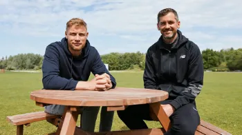 ‌Andrew Flintoff to replace Marcus Trescothick for Third Test against Sri Lanka