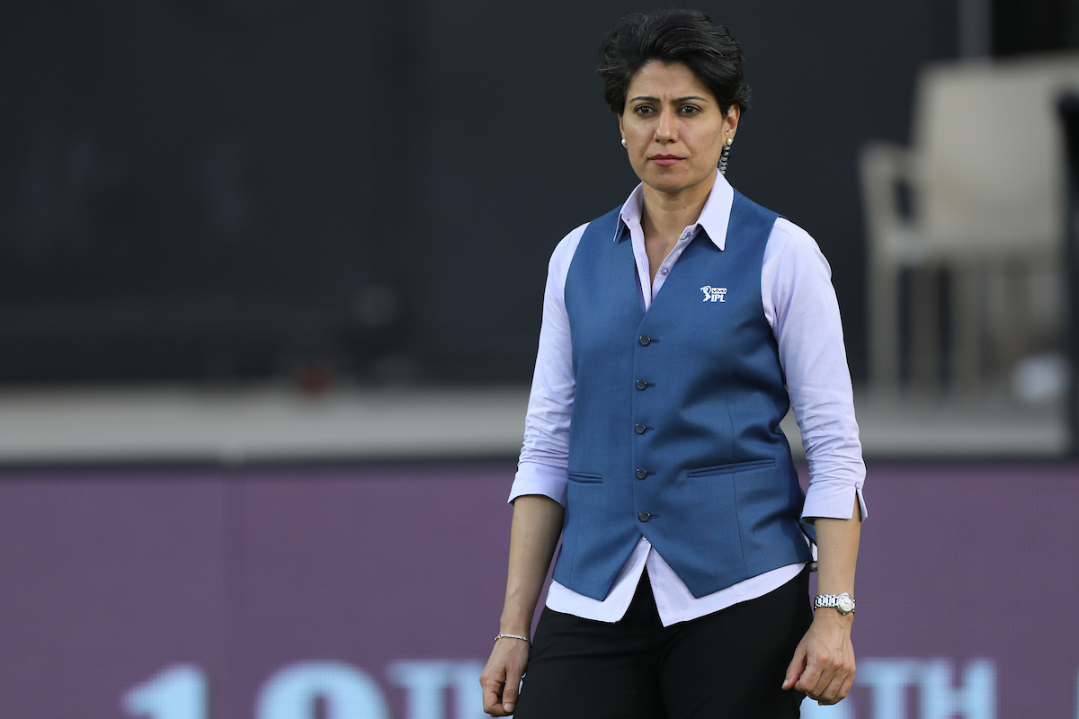 ‌WPL 2024 | Twitter in splits as animated Dagnell mimics Anjum Chopra amidst commentary duties