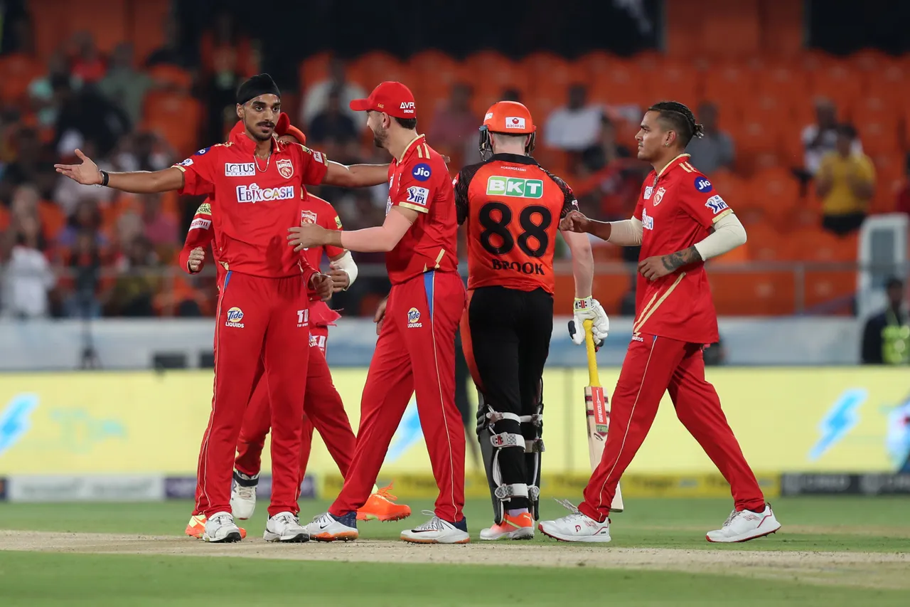 IPL 2023, SRH vs PBKS | Twitter reacts as Arshdeep holds his arms aloft after castling million-dollar-baby Harry Brook