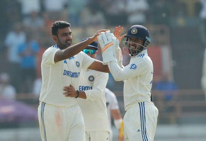 ‌IND vs ENG | Ashwin returns to India squad in less than 48 hours after leaving for family emergency