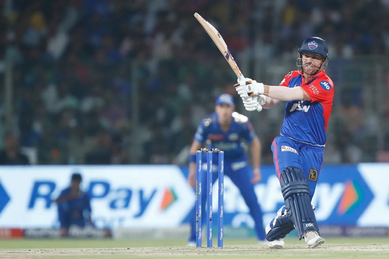 IPL 2023, DC vs MI | Twitter reacts as Lalit Yadav faces Warner's wrath for clumsy running between wickets