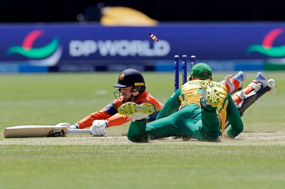 SA vs NED | Twitter reacts to agile Markram racing against time to dismiss his opposite number