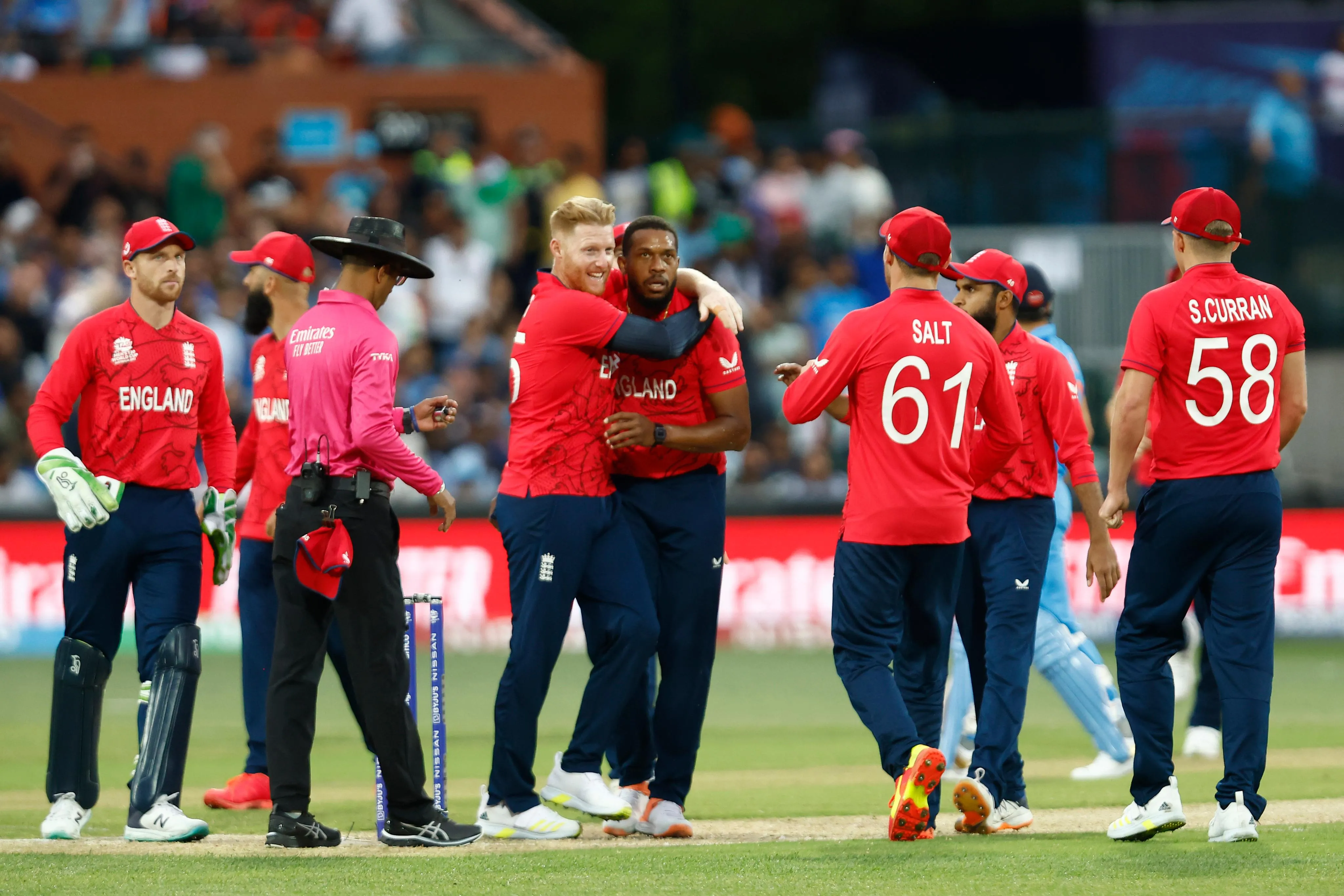 ICC World T20 | Twitter reacts as England turn into Pakistan with combination of catch drop, missed run out and overthrow