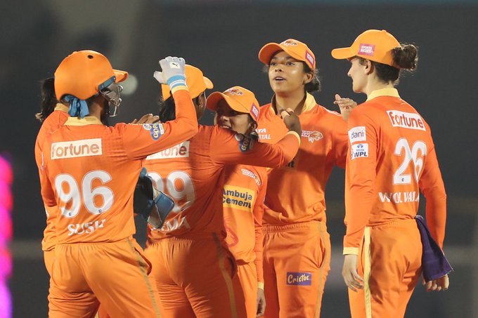 WPL | Twitter reacts as Gardner, Wolvaardt shine in Gujarat Giants' thrilling win over Delhi Capitals