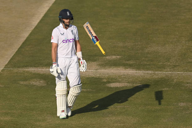 PAK vs ENG | Twitter reacts to ‘displeased’ Joe Root after long-delayed Ultra Edge overturns on-field call against him