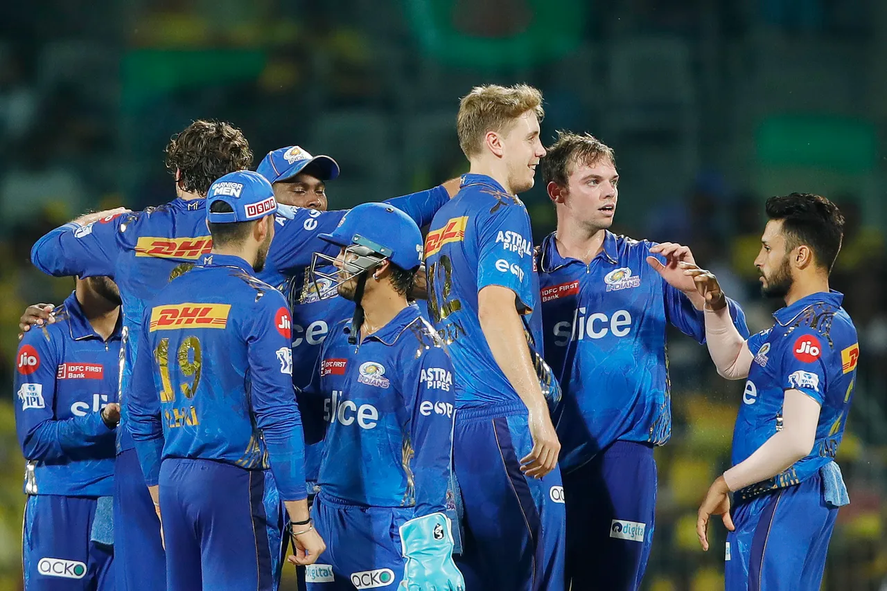 IPL 2023, CSK vs MI | Twitter alleges 'cheating' after third umpire’s unusual delay in ball tracking