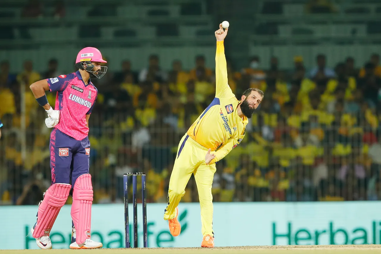 IPL 2023, CSK vs RR | Twitter trolls Moeen Ali's sloppy work as he botches simple run out after two dropped catches