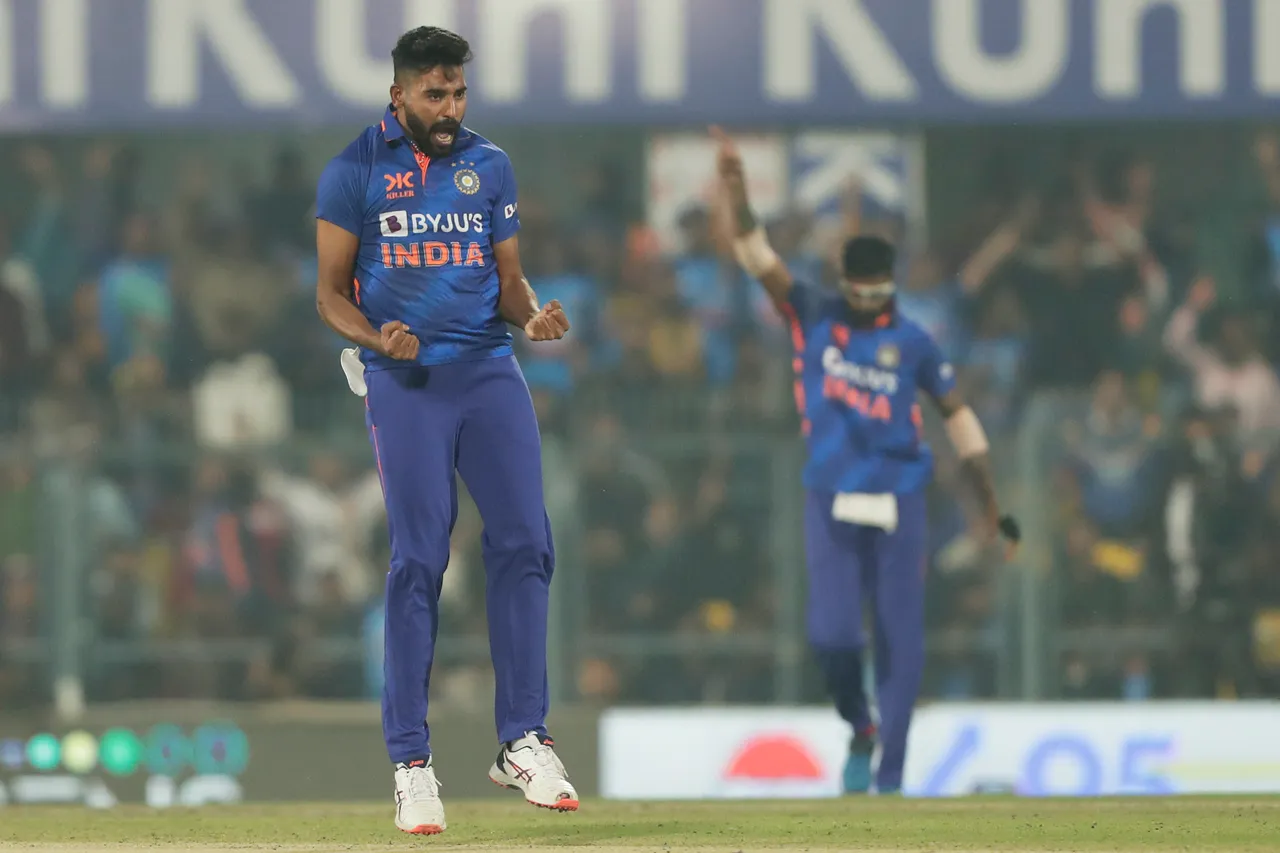 IND vs SL | Twitter reacts to Mohammed Siraj cementing bid for World Cup spot with inswinging jaffa