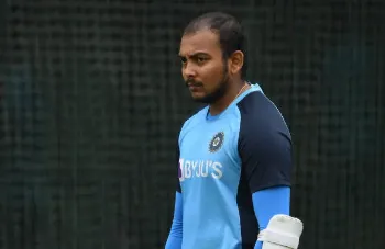 ‌WATCH, Irani Trophy | Devdutt Padikkal takes a screamer in the slip cordon to rub salt to off-form Shaw’s injuries