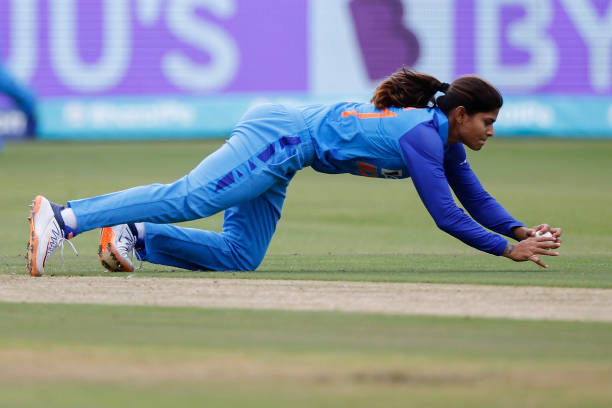 WPL, DC vs UPW | Twitter lauds Radha Yadav for showcasing her inner Faf du Plessis with heroic fielding