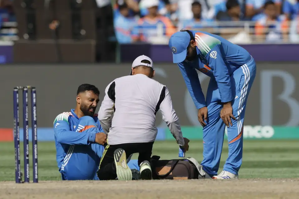 ‌IND vs NZ | Twitter reacts to Rohit caught reprimanding unmindful Kuldeep in stump mic classic 