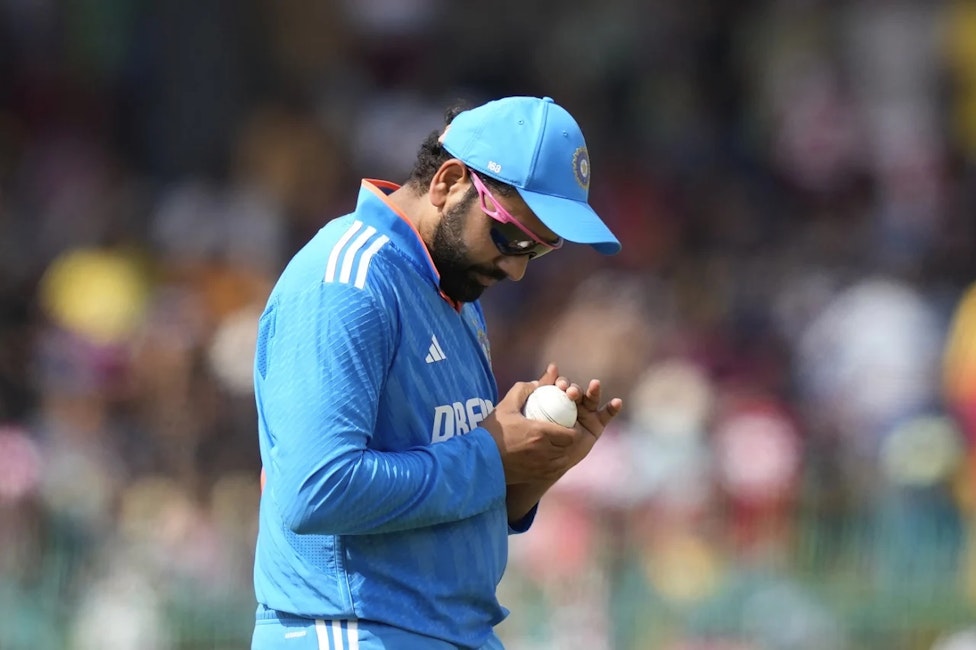 ‌SL vs IND | Twitter and Pant surprised at Rohit Sharma’s Sinhalese pep talk to Axar