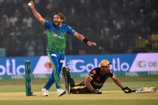 Surely go along if a franchise offers me to play in PSL 8, remarks Shahid Afridi