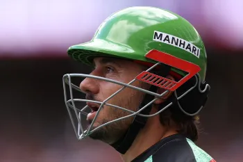 ‌WATCH, BBL | Marcus Stoinis’ favourite bat bisected in halves on Jhye Richardson’s return