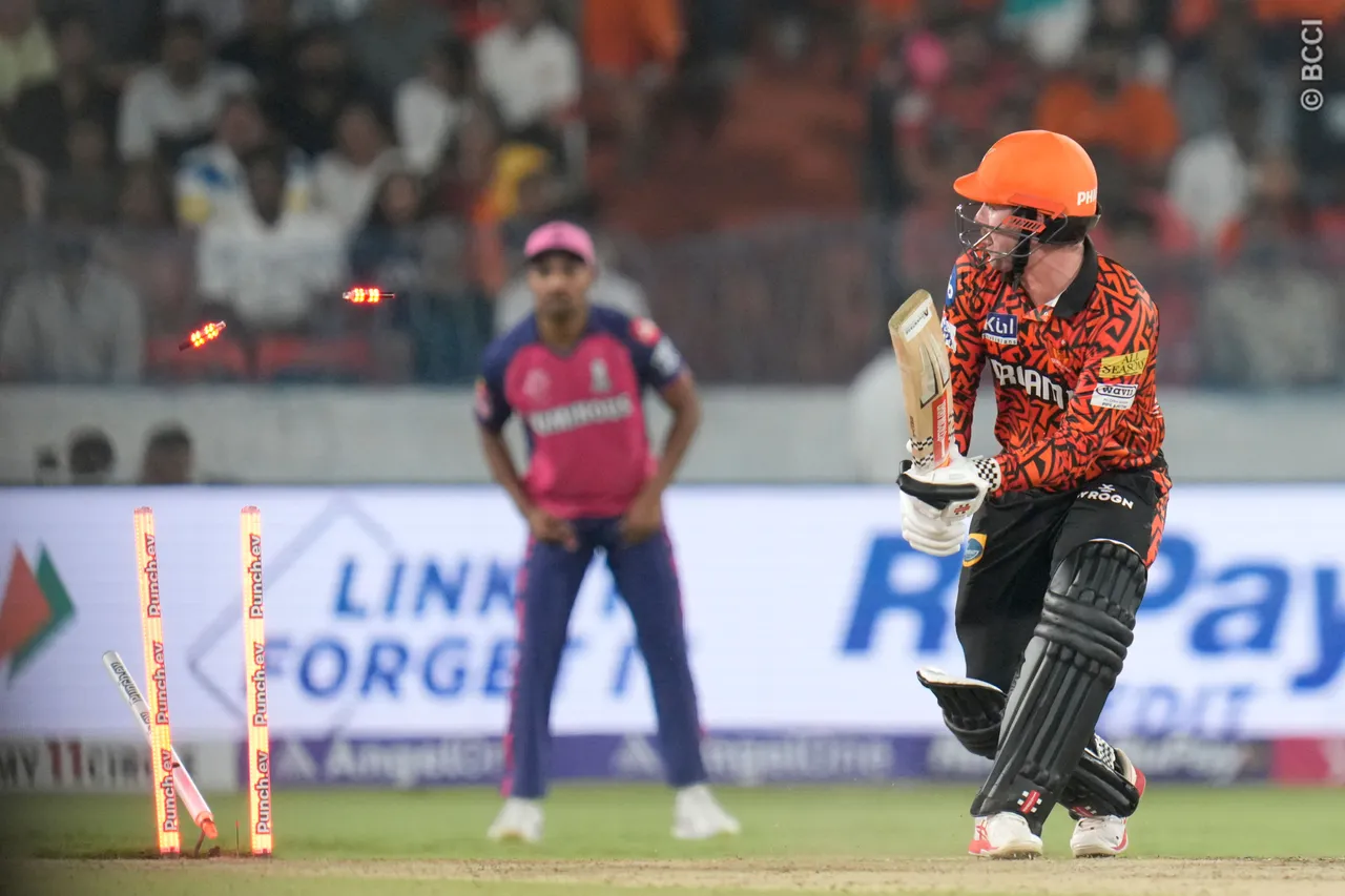 ‌IPL 2024 | Twitter reacts as Travis Head gifts away wicket following outlandish umpiring howler