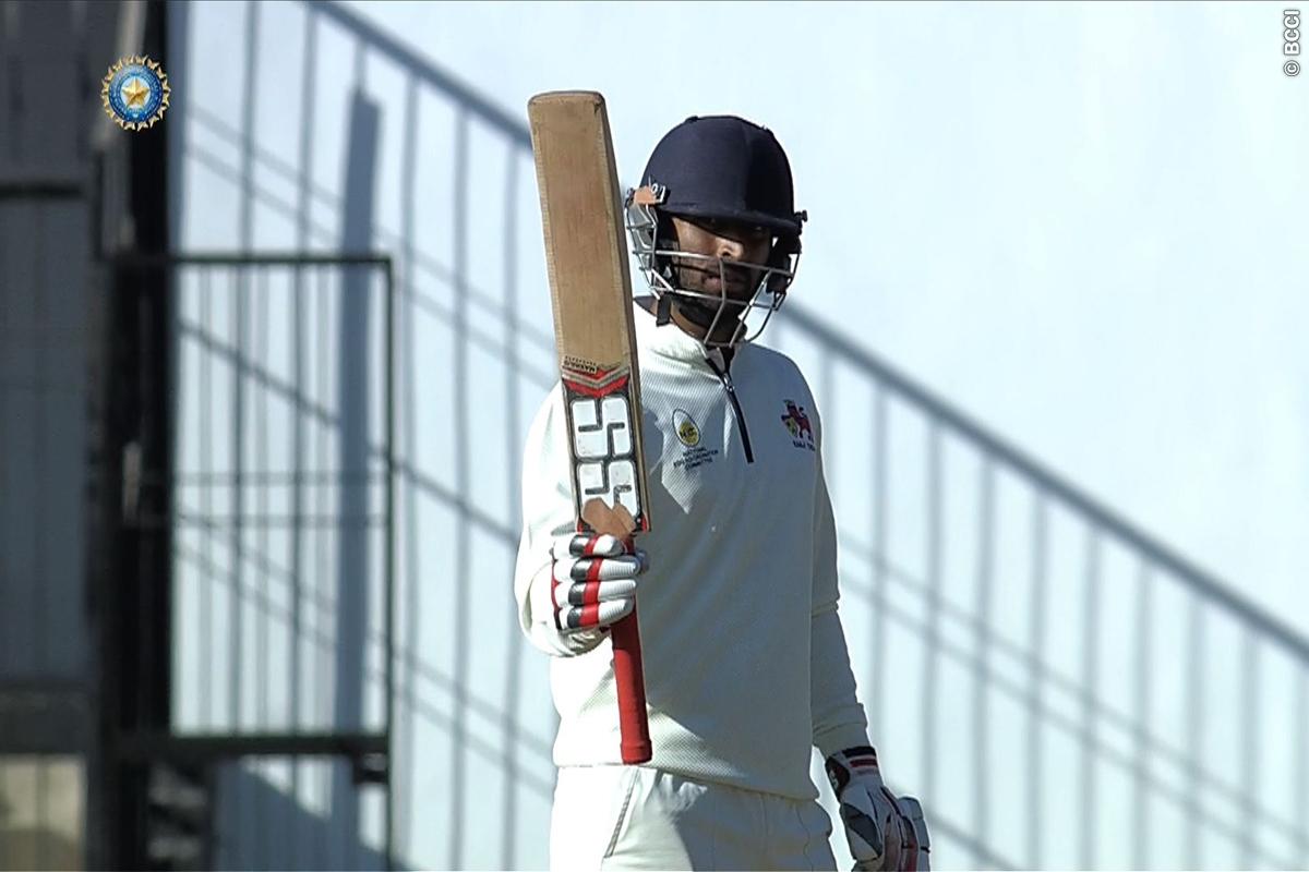 Ranji Trophy | Gujarat step closer to dethroning Mumbai in final