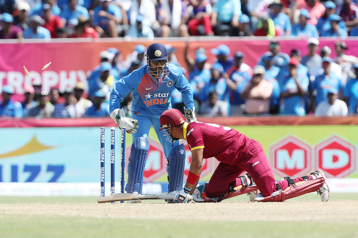 Twitter reacts to Mishra's return and Binny's exit as rain plays spoilsport