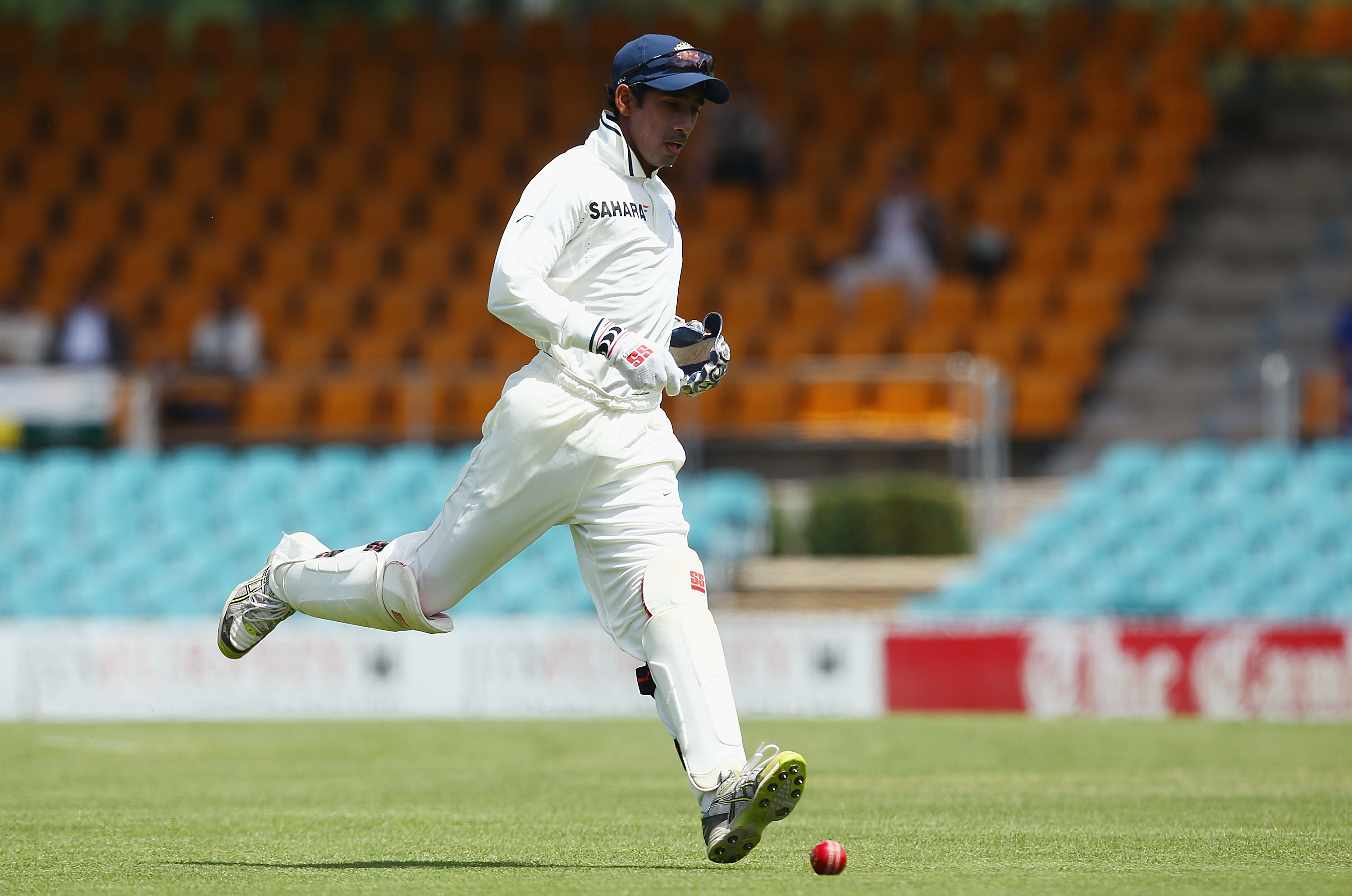 Twitter reacts to Saha's drop catches & England's brilliant perfromance