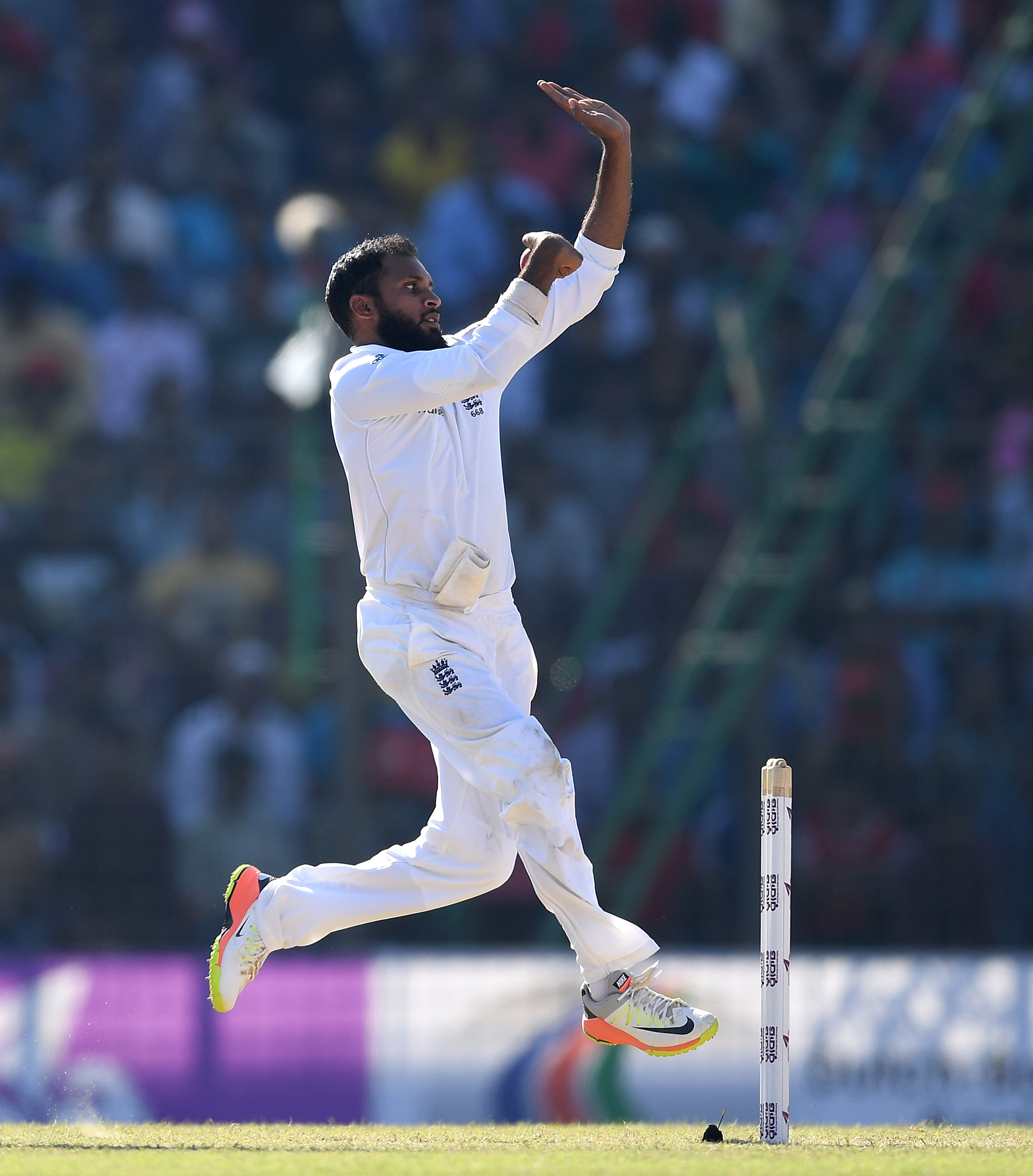 Thefulltoss.com : English blog condemns England's performance as crap