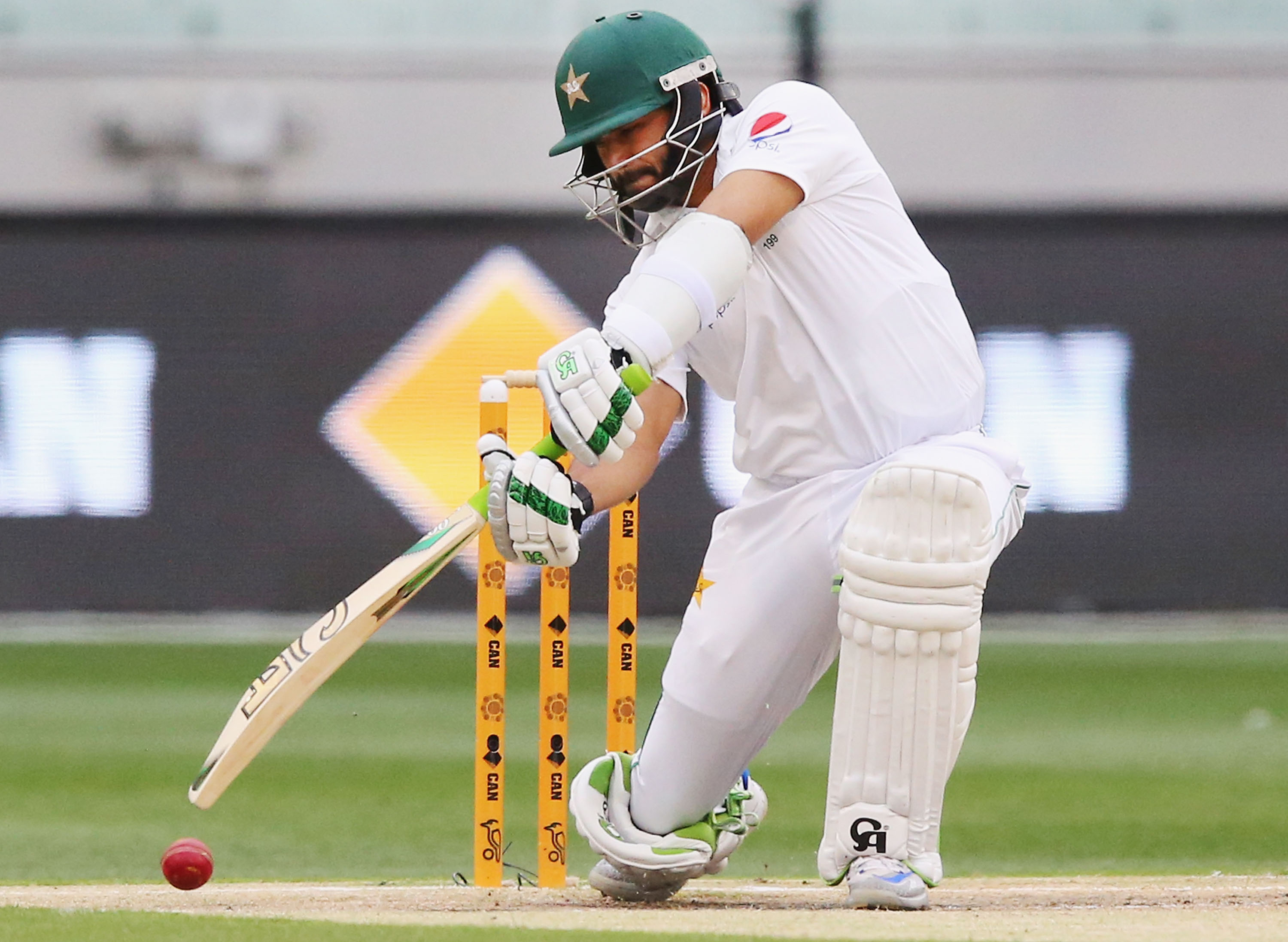 Wellpitched.com : Azhar Ali needs just 61 runs to overtake Kohli in 2016 runs chart