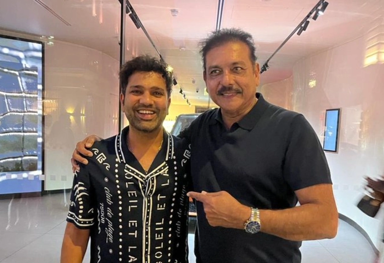 Twitter Buzzes Over Ravi Shastri and Rohit Sharma's Viral London Meet-Up.