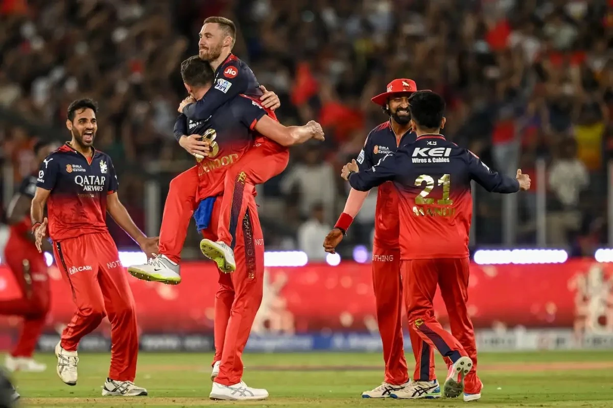 Big Relief for RCB as Crucial Bowler Links Up with Squad!